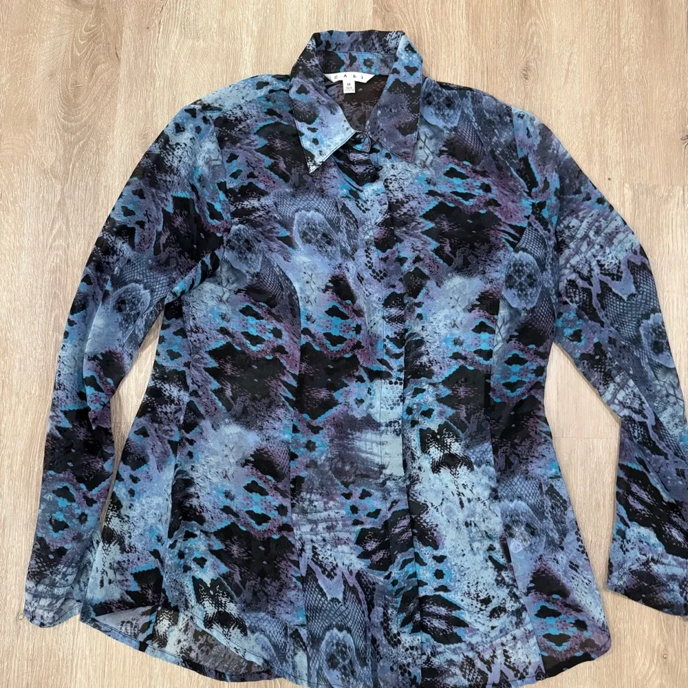 CAbi Sheer Purple and Blue Snakeskin Print Blouse Size M - Picture 3 of 4